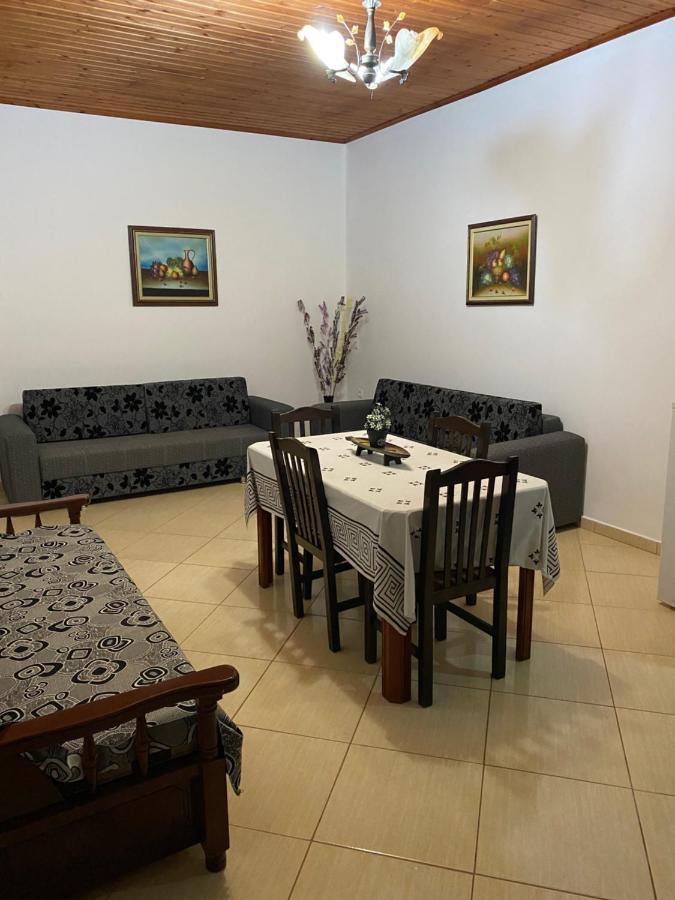 Hotel Moscopole Ksamil Exterior foto